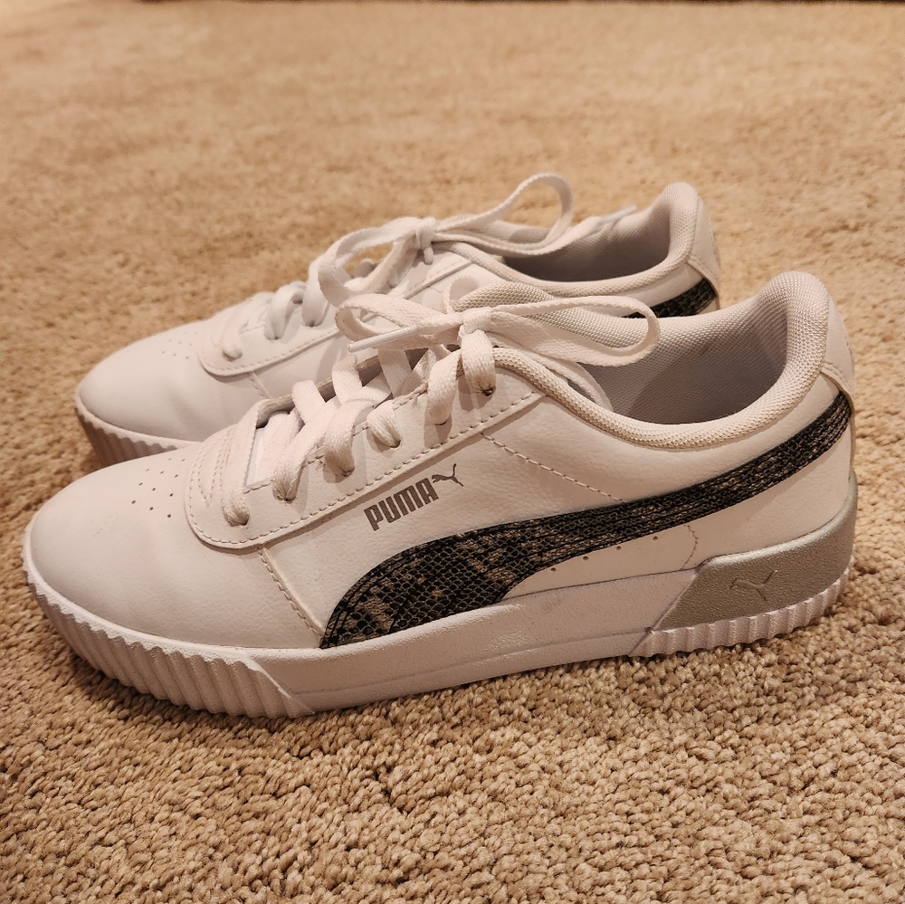 Womens Puma Carina Sneakers Size 8.5